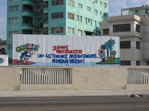 2004AnniversaryTrip0030-Cuba-PropagandaBillboard2