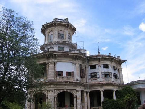 2004AnniversaryTrip0056-Cuba-Houses6