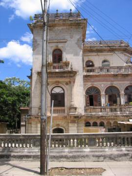 2004AnniversaryTrip0060-Cuba-Houses9