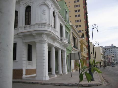 2004AnniversaryTrip0083-Cuba-Houses10