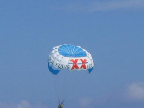 2004AnniversaryTrip0126-Cancun-BeachView5-Parasailing